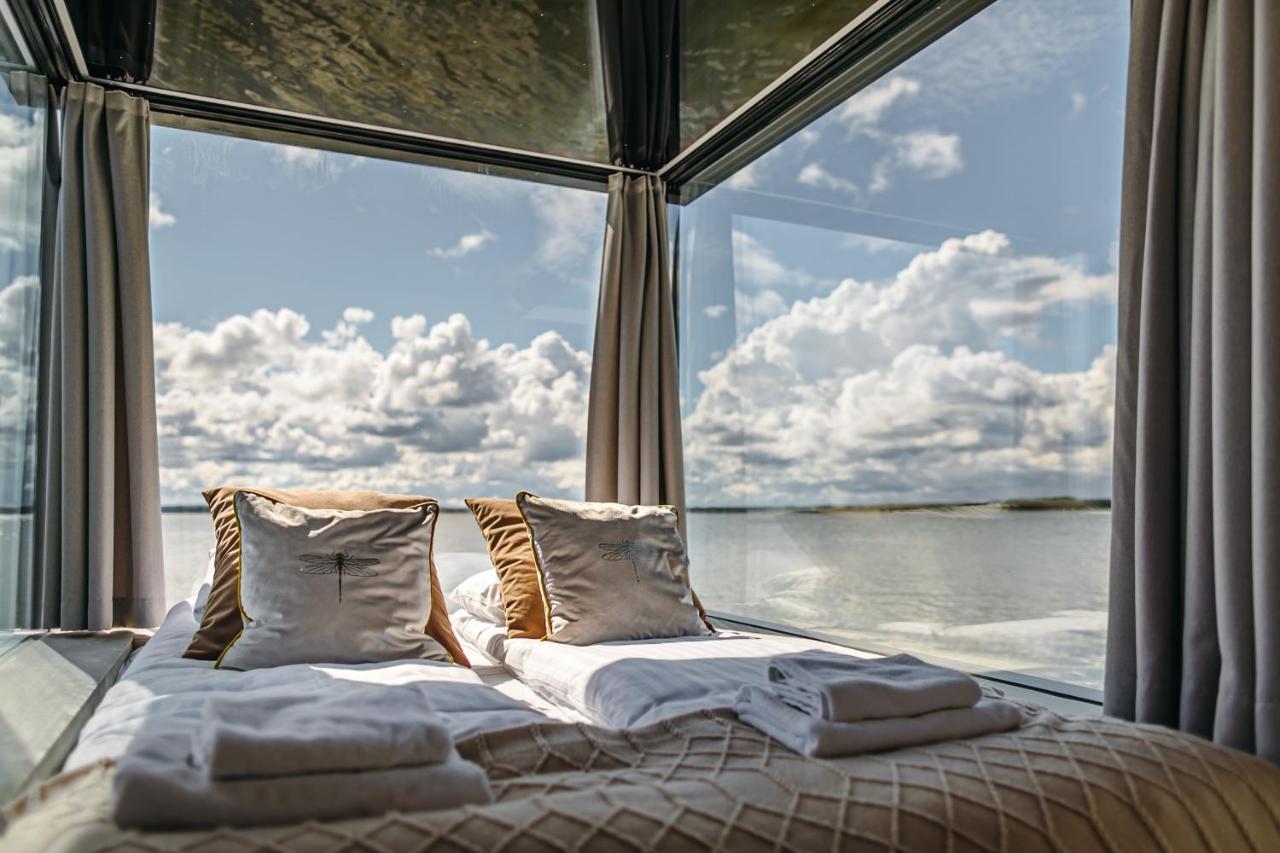 Grand Ht Houseboats - Domki Na Wodzie - Sauna, Jacuzzi, Kominek Mielno  Eksteriør bilde