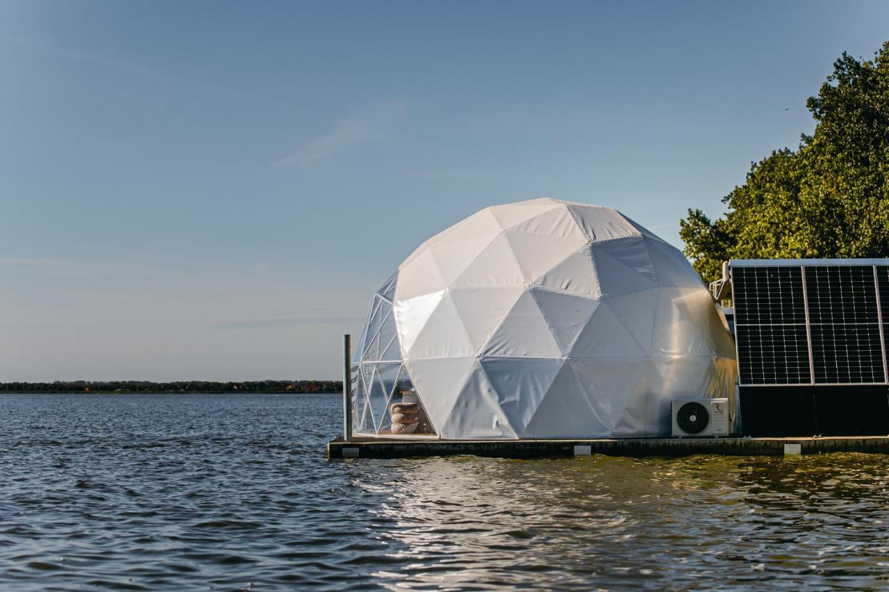 Grand Ht Houseboats - Domki Na Wodzie - Sauna, Jacuzzi, Kominek Mielno  Eksteriør bilde