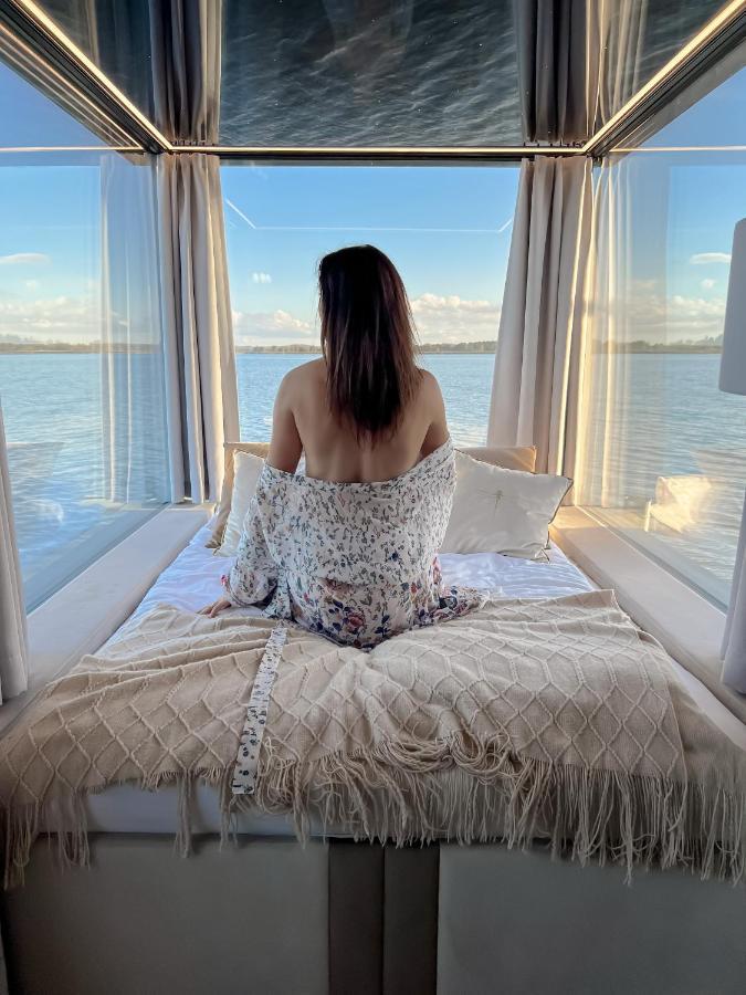 Grand Ht Houseboats - Domki Na Wodzie - Sauna, Jacuzzi, Kominek Mielno  Eksteriør bilde