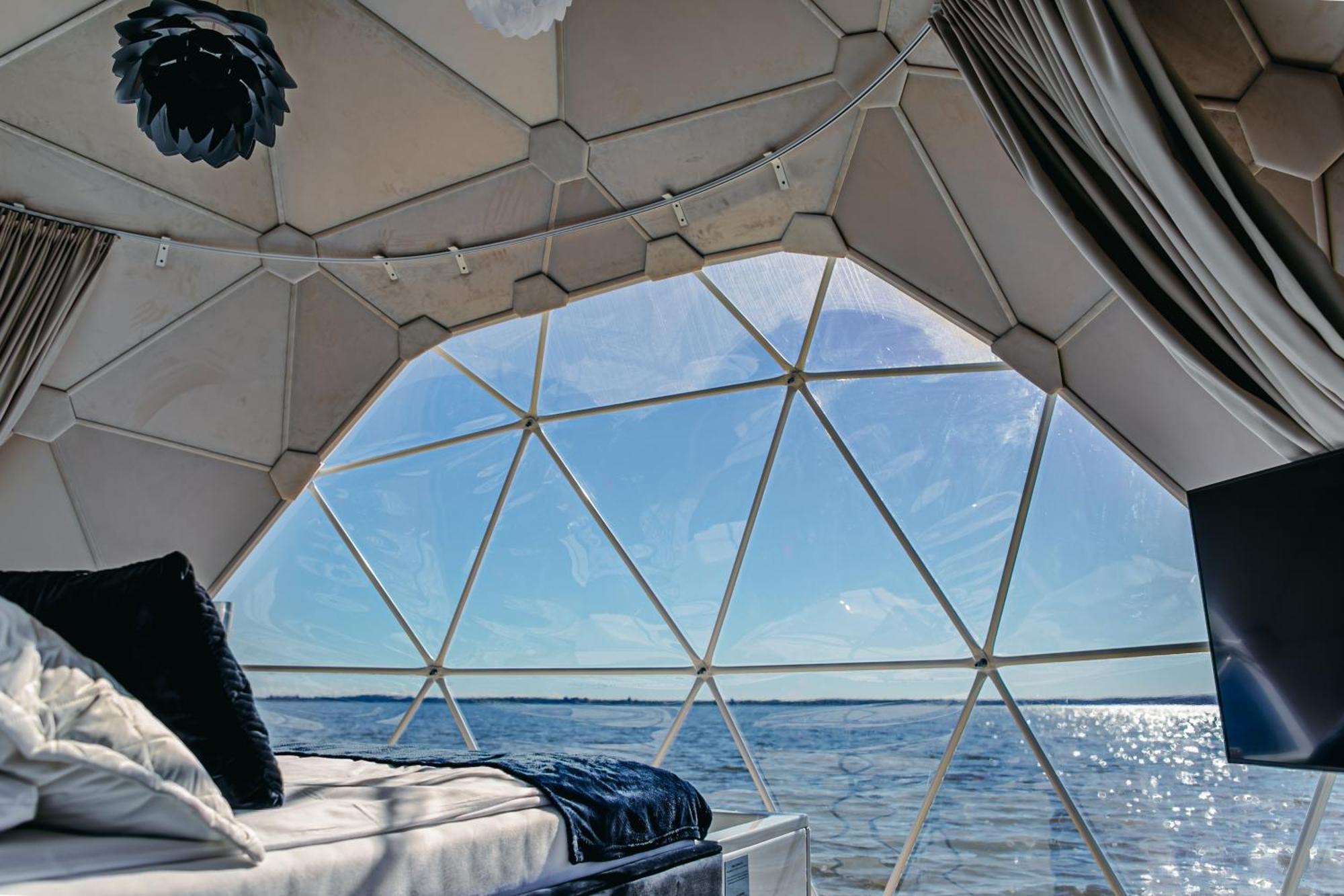 Grand Ht Houseboats - Domki Na Wodzie - Sauna, Jacuzzi, Kominek Mielno  Rom bilde