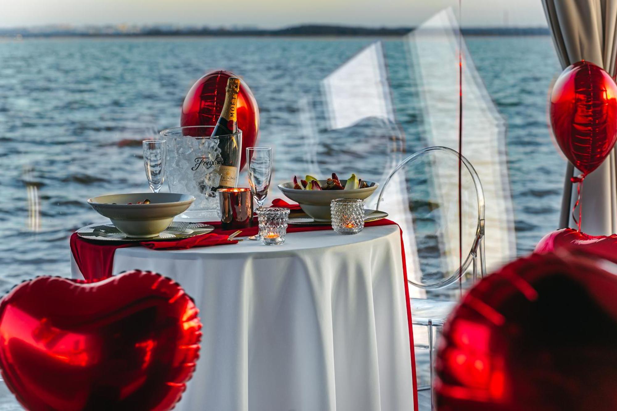 Grand Ht Houseboats - Domki Na Wodzie - Sauna, Jacuzzi, Kominek Mielno  Eksteriør bilde