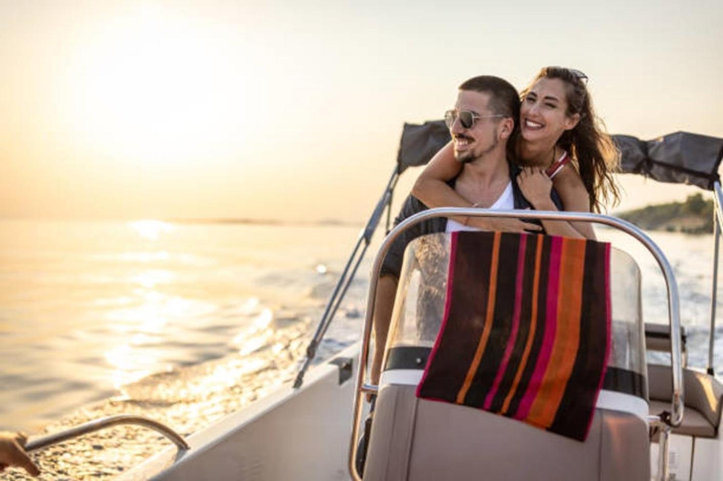 Grand Ht Houseboats - Domki Na Wodzie - Sauna, Jacuzzi, Kominek Mielno  Eksteriør bilde