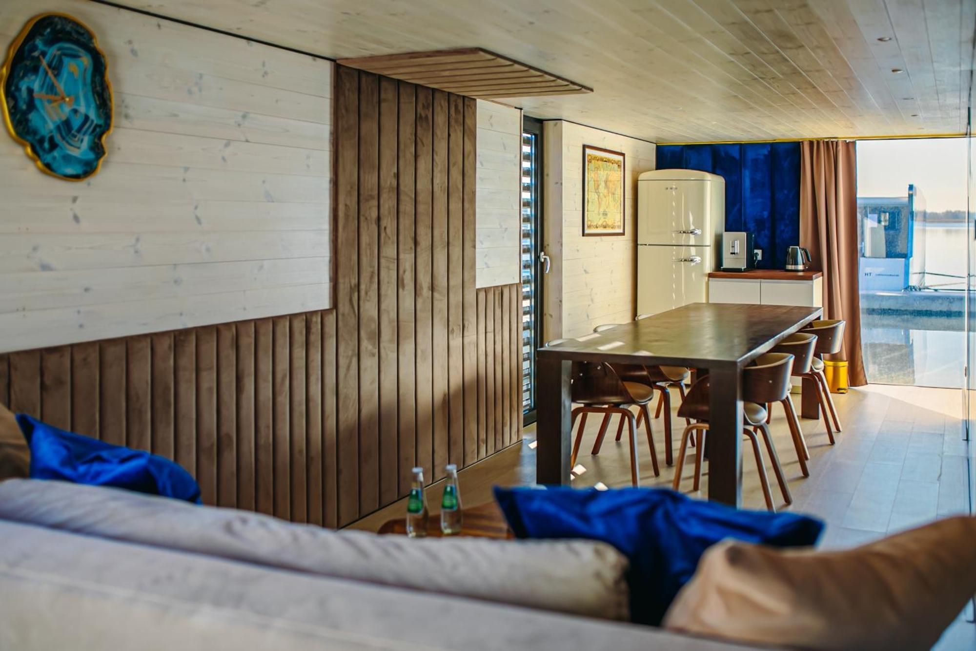 Grand Ht Houseboats - Domki Na Wodzie - Sauna, Jacuzzi, Kominek Mielno  Rom bilde